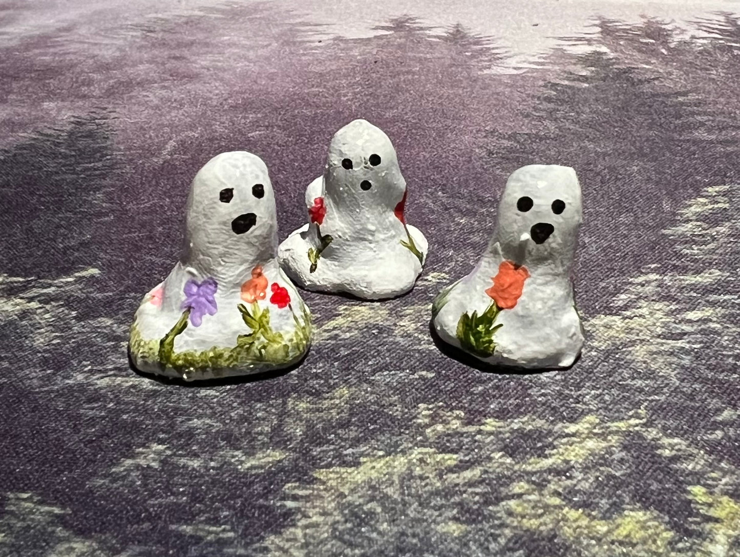 Ghostie Mini Statues